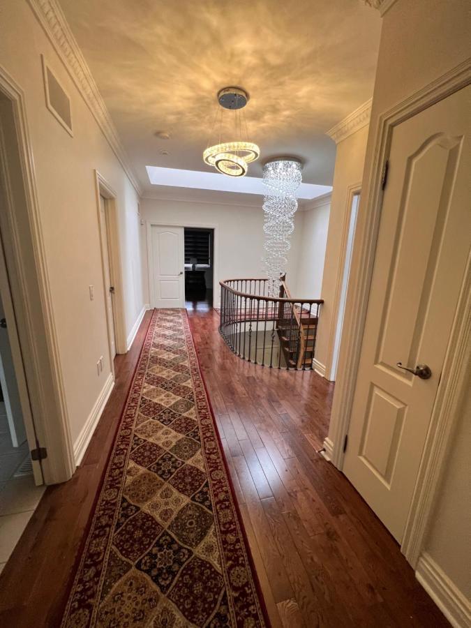 Spacious Detached In Brampton Dış mekan fotoğraf