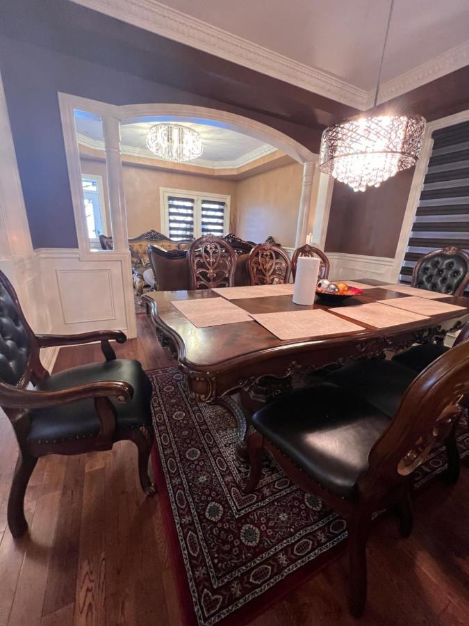 Spacious Detached In Brampton Dış mekan fotoğraf